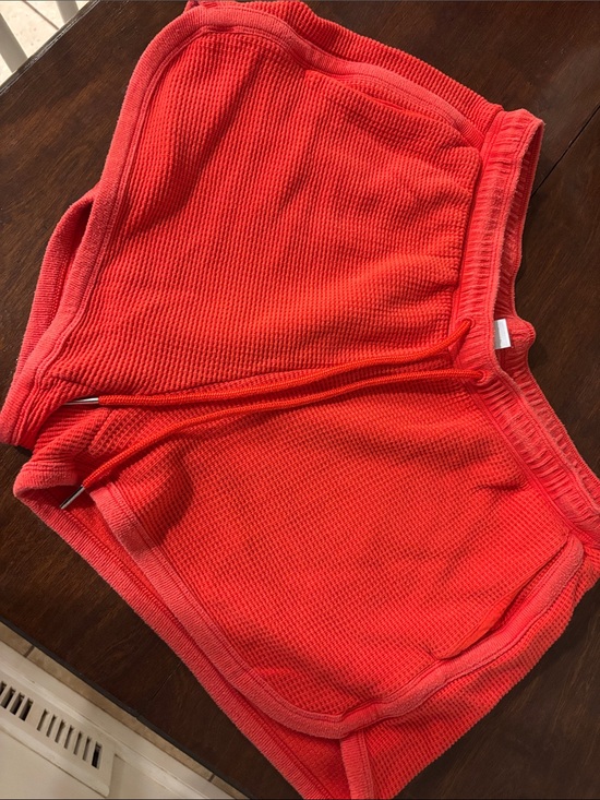 Athleta Pants - Athleta Tranquil Waffle Shorts in Cardinal - Women's Casual Lounge Shorts